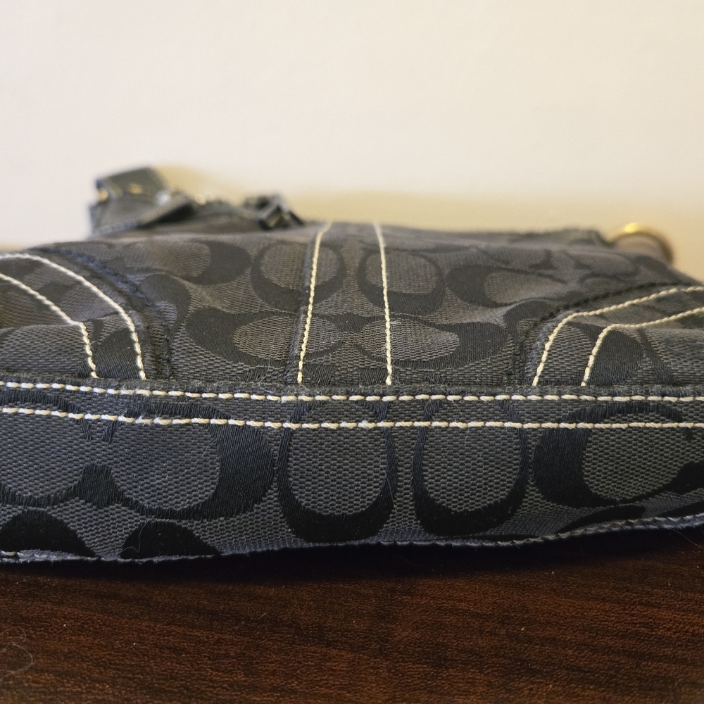 Coach Vintage Black Crossbody Purse - Picture 6 of 14
